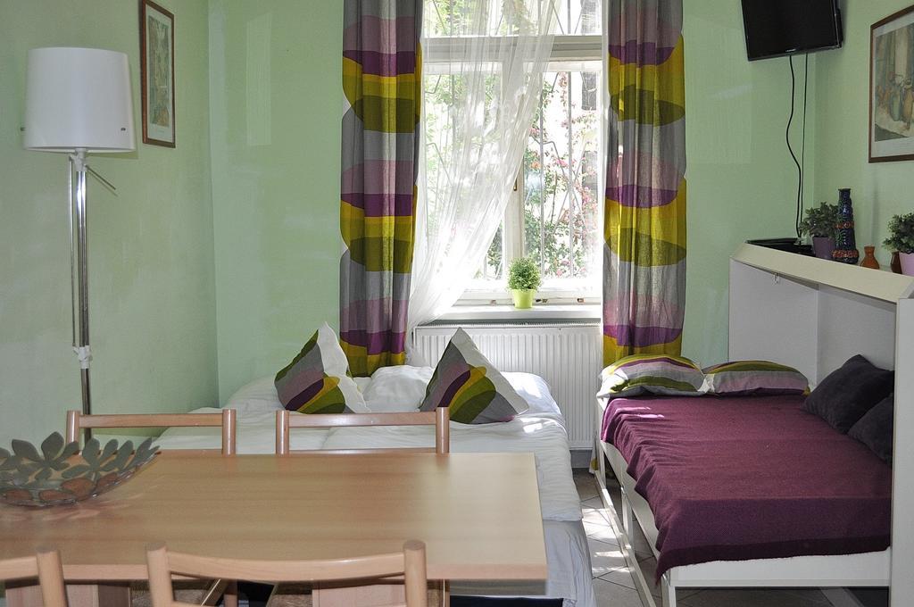 Apartment Na Kozacce 6 Prága Kültér fotó