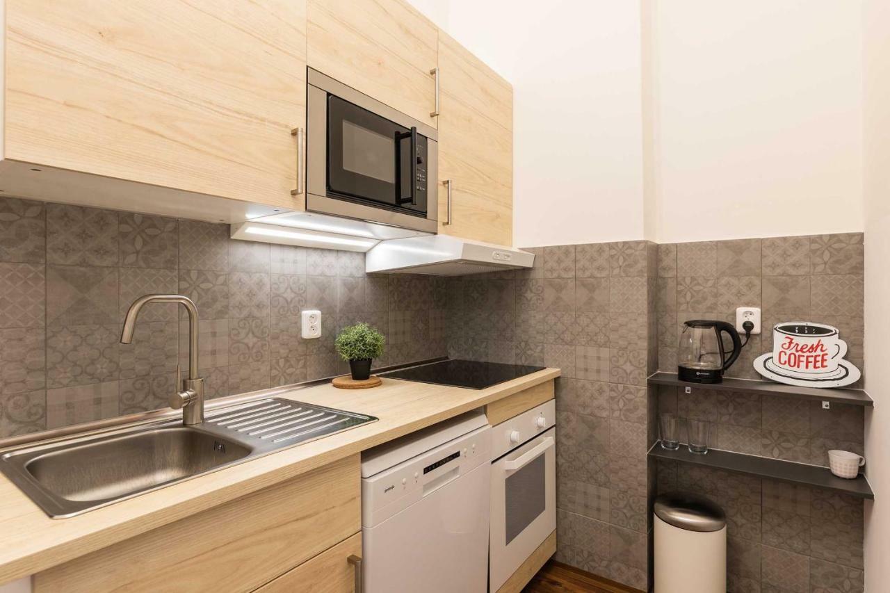 Apartment Na Kozacce 6 Prága Kültér fotó